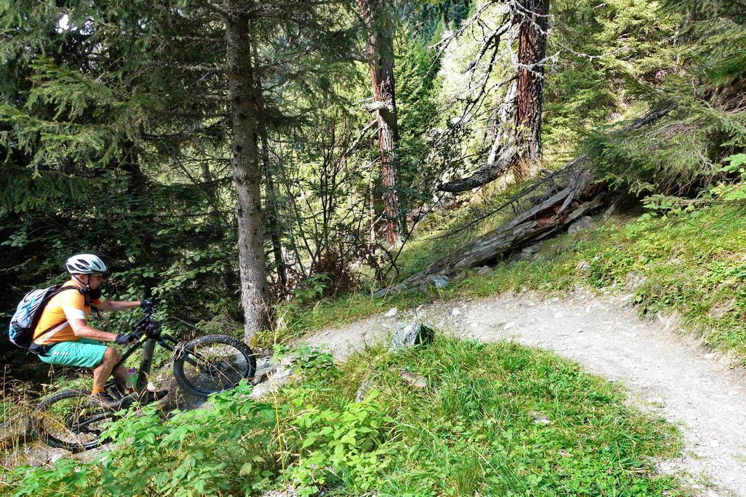 Steile Trailpassage zum Valler Jöchl