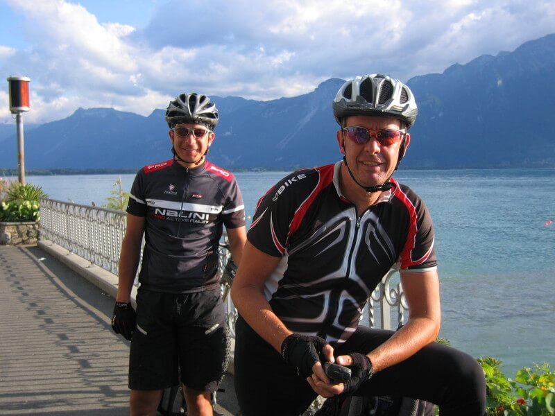 Uferpromenade in Montreux: Thomas und Andreas