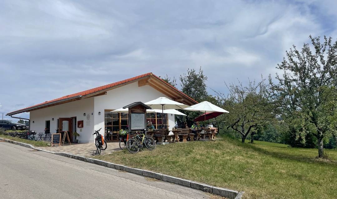 Cafe Bleib Steh‘ in Rothenrain