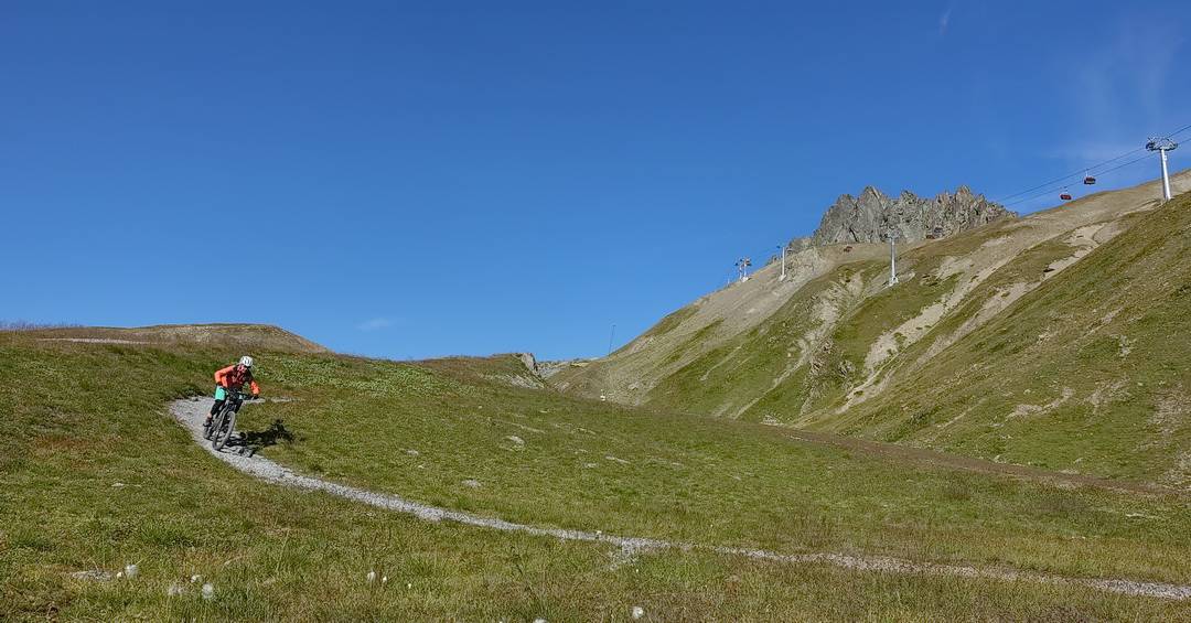 Abfahrt vom Viderjoch zur Alp Trida