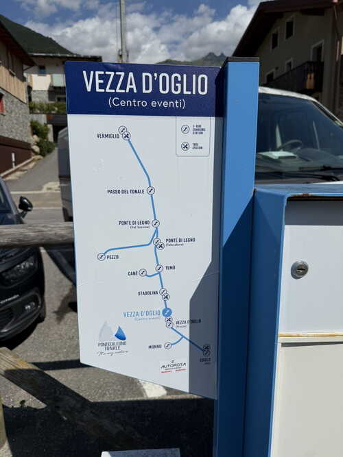 Vezza d Oglio: Übersicht Ladestation